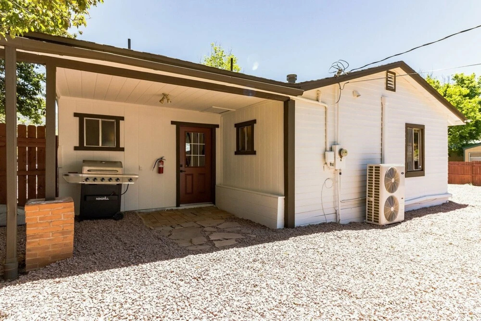 Prince Pine 3 Bedroom Cabin by Redawning