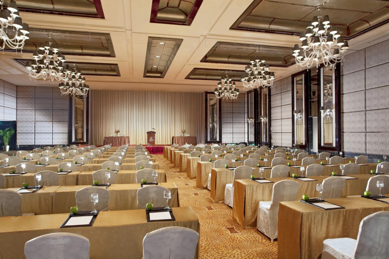 Sheraton Zhongshan Hotel