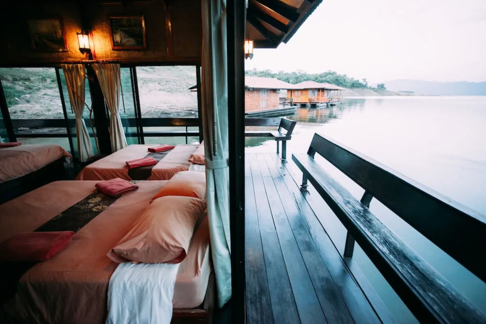 Pufa EngNam Lake Resort