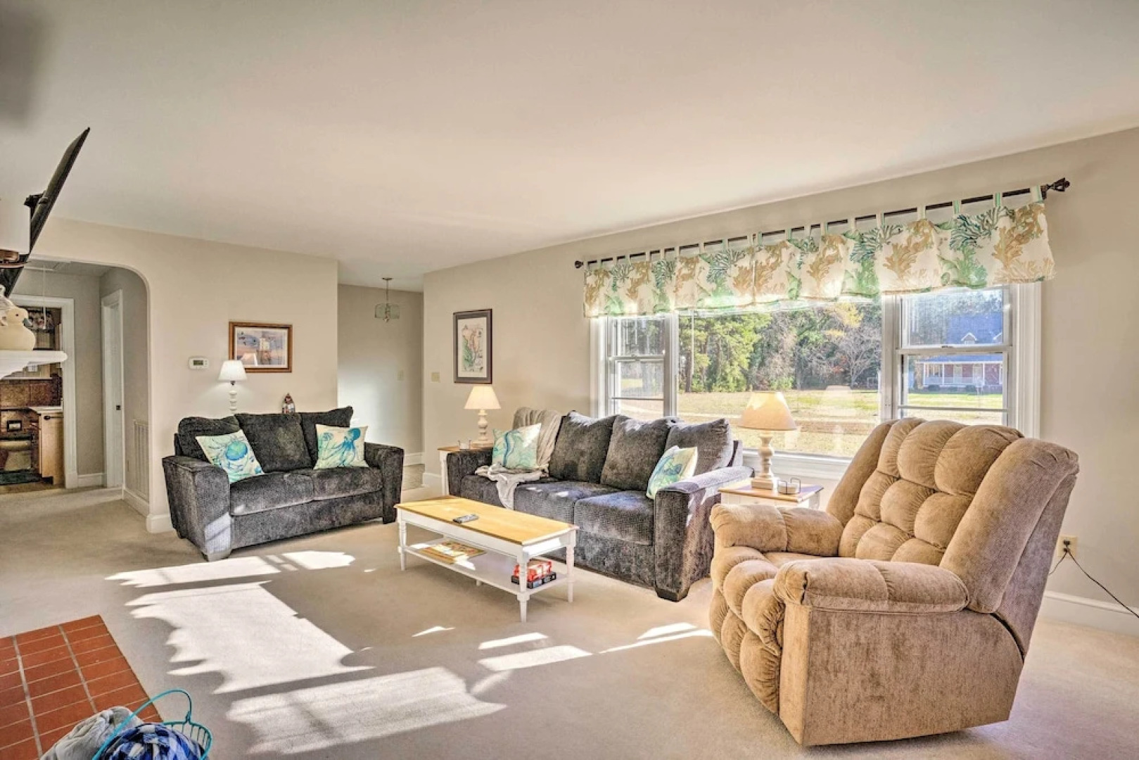 'the Oyster Bed' Retreat w/ Pool & Game Room