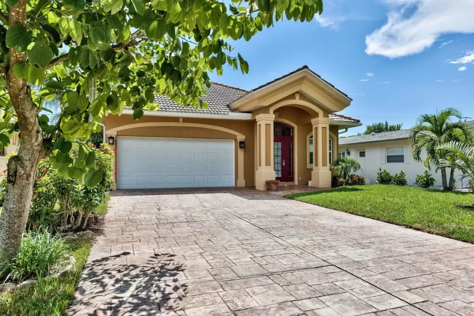 Syracuse 3 Bedroom Home by NFVH