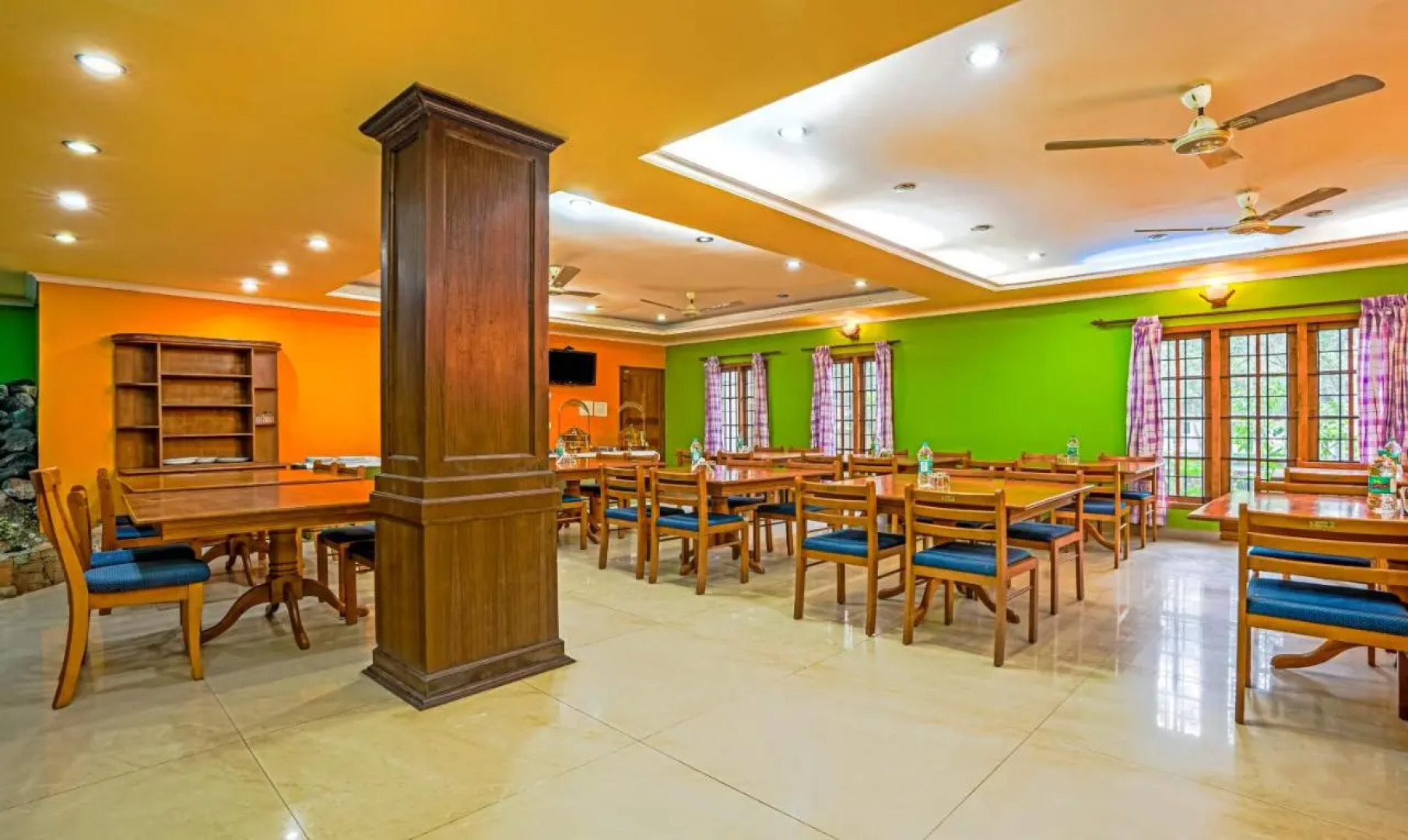 Itsy Hotels Classiyo Munnar Crown Resorts