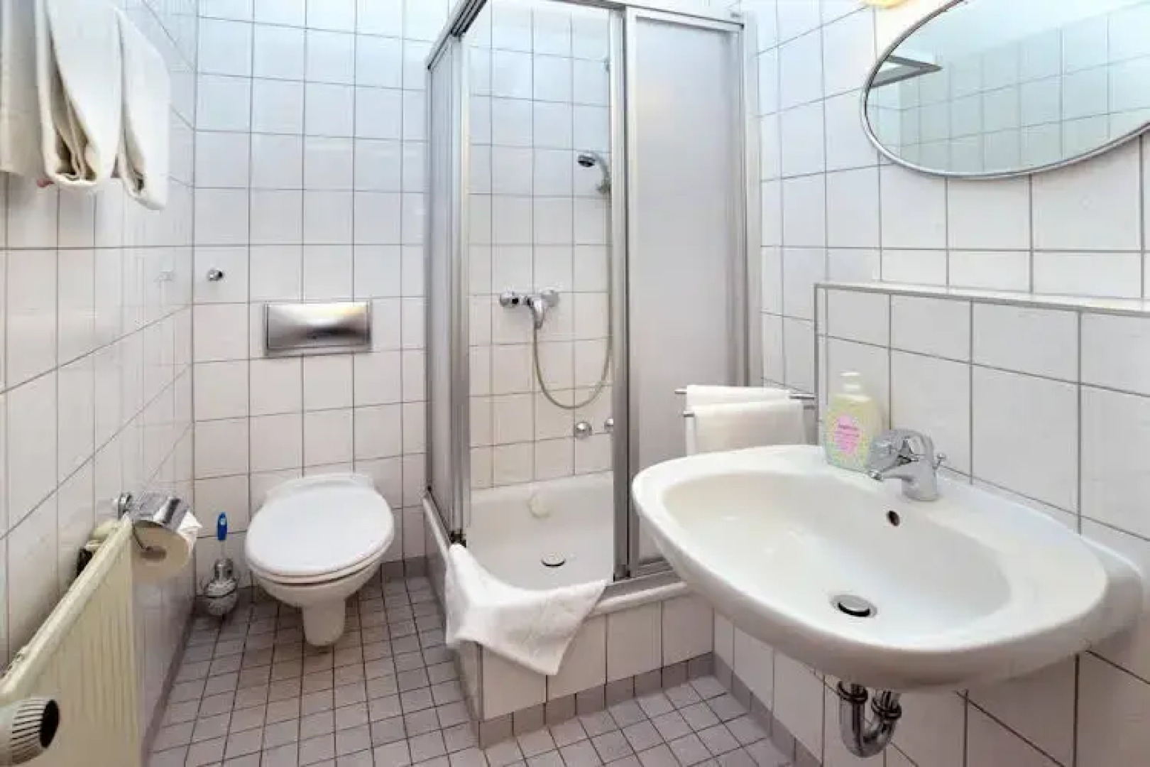 Hostel 1A Zimmer frei