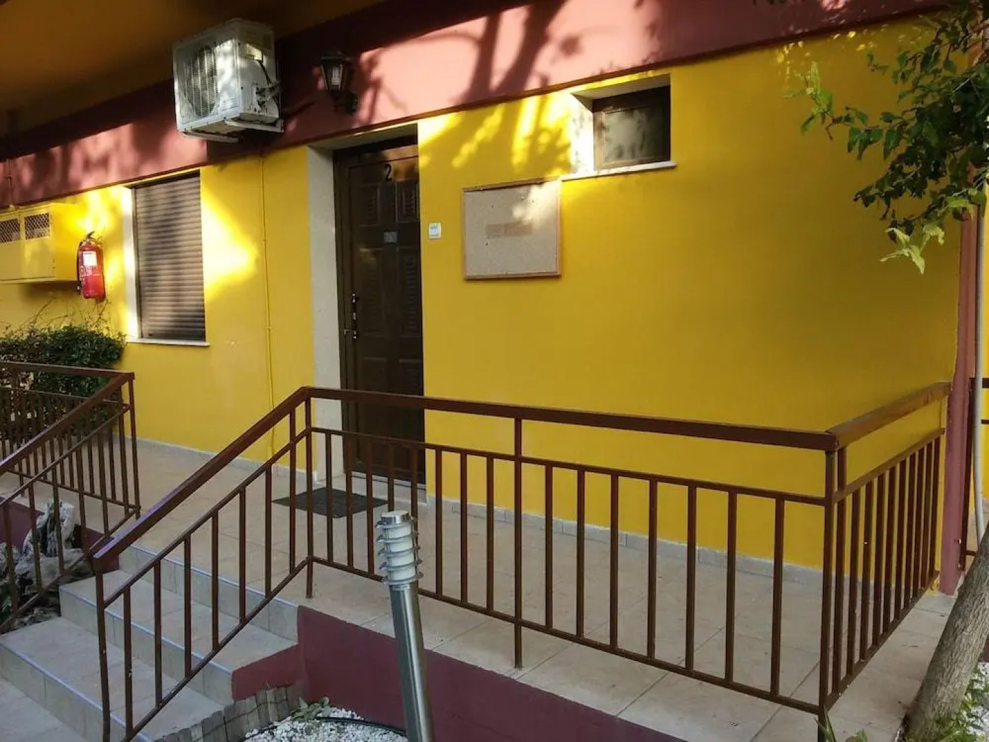 Villa Maria Apartments