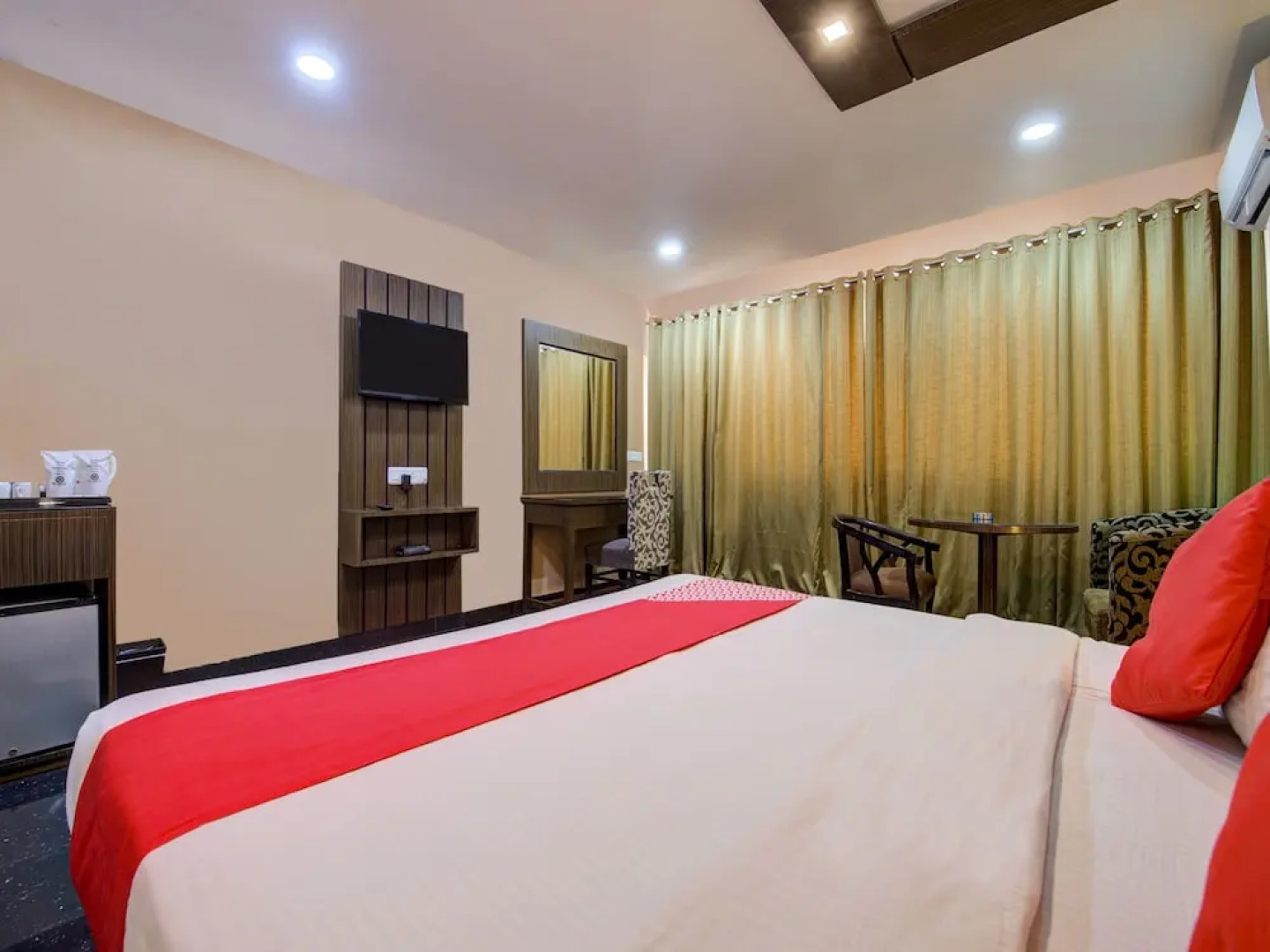 OYO 13704 Bailey Road