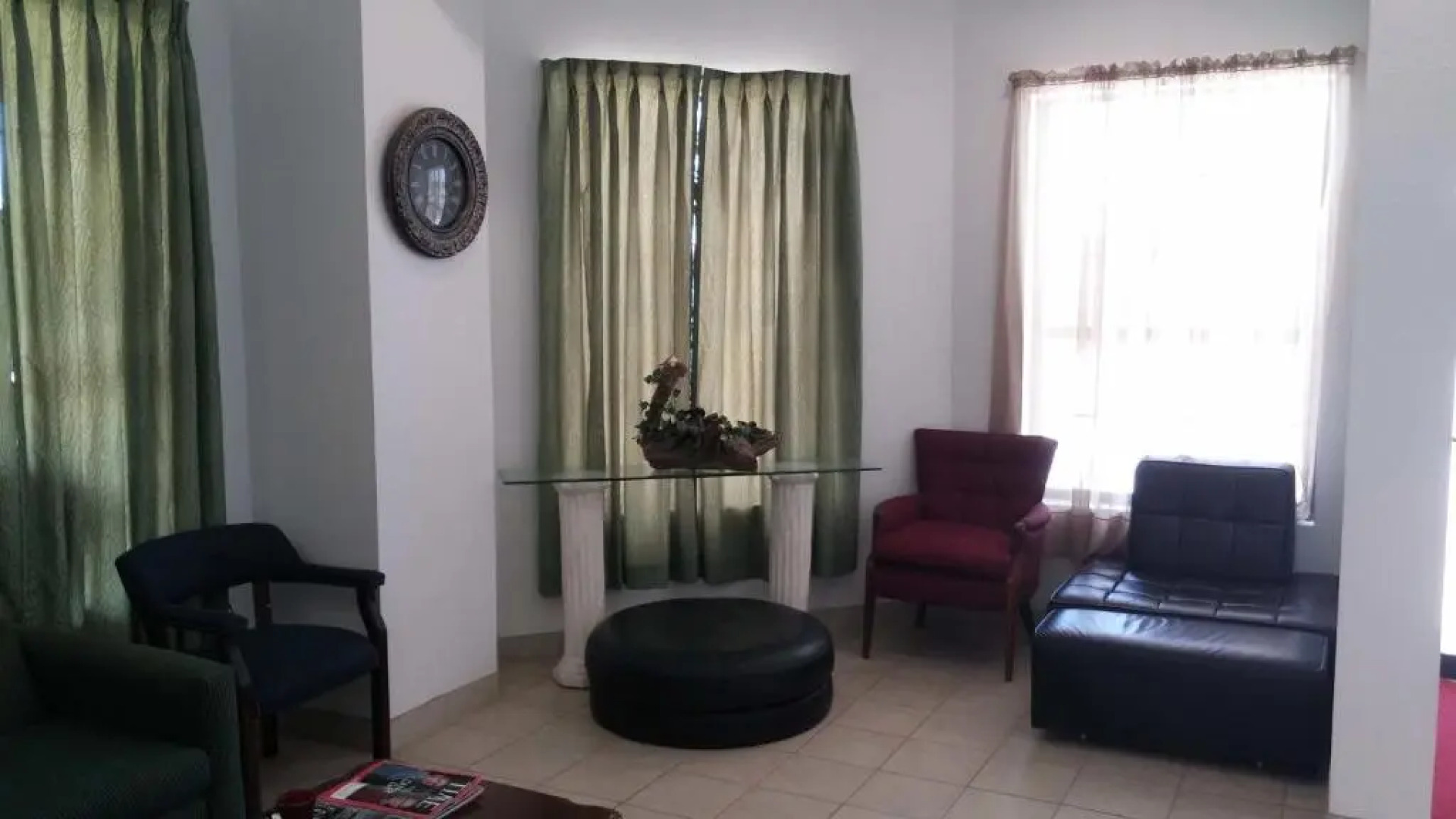 Country Regency Inn & Suites