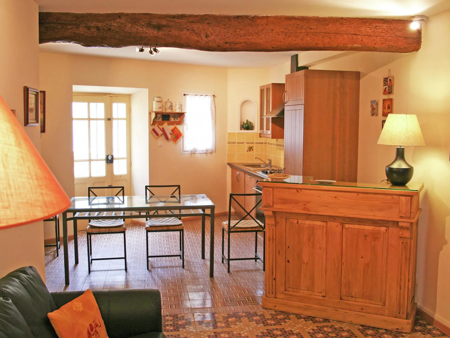 Alluring holiday home in Cazouls D'hérault with pool