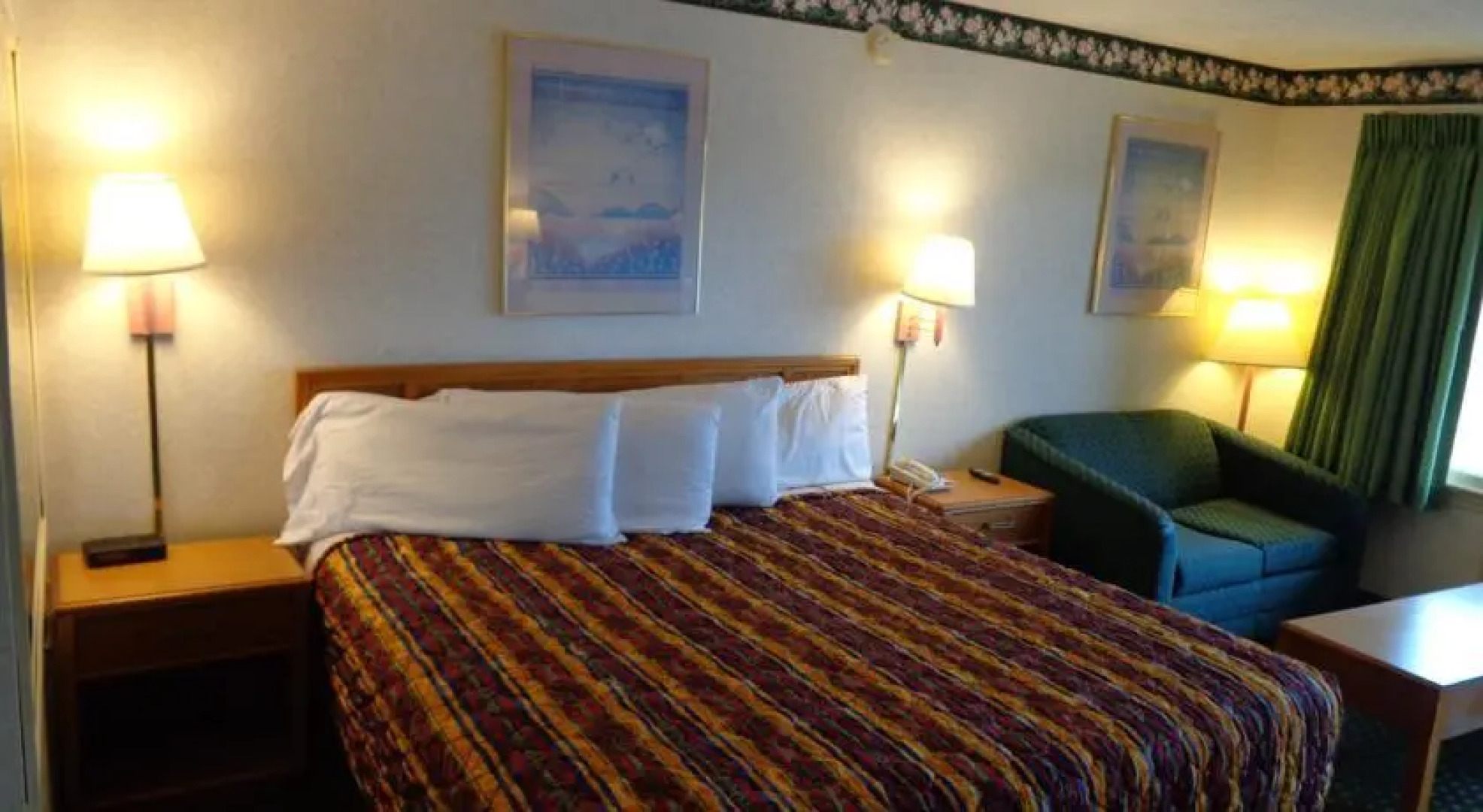 Travelodge Ridgeway Martinsville