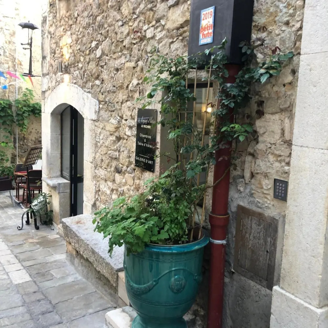 Demeure d'Hotes Le Rocher