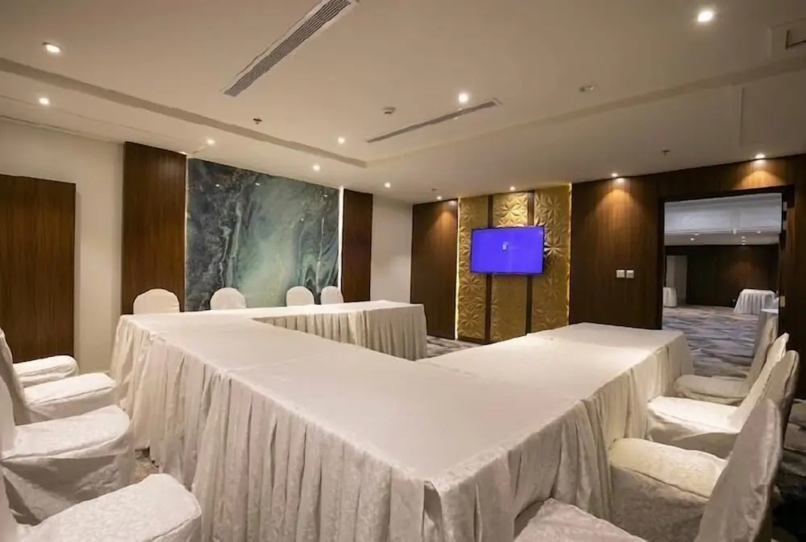 Royal Boutique Hotel