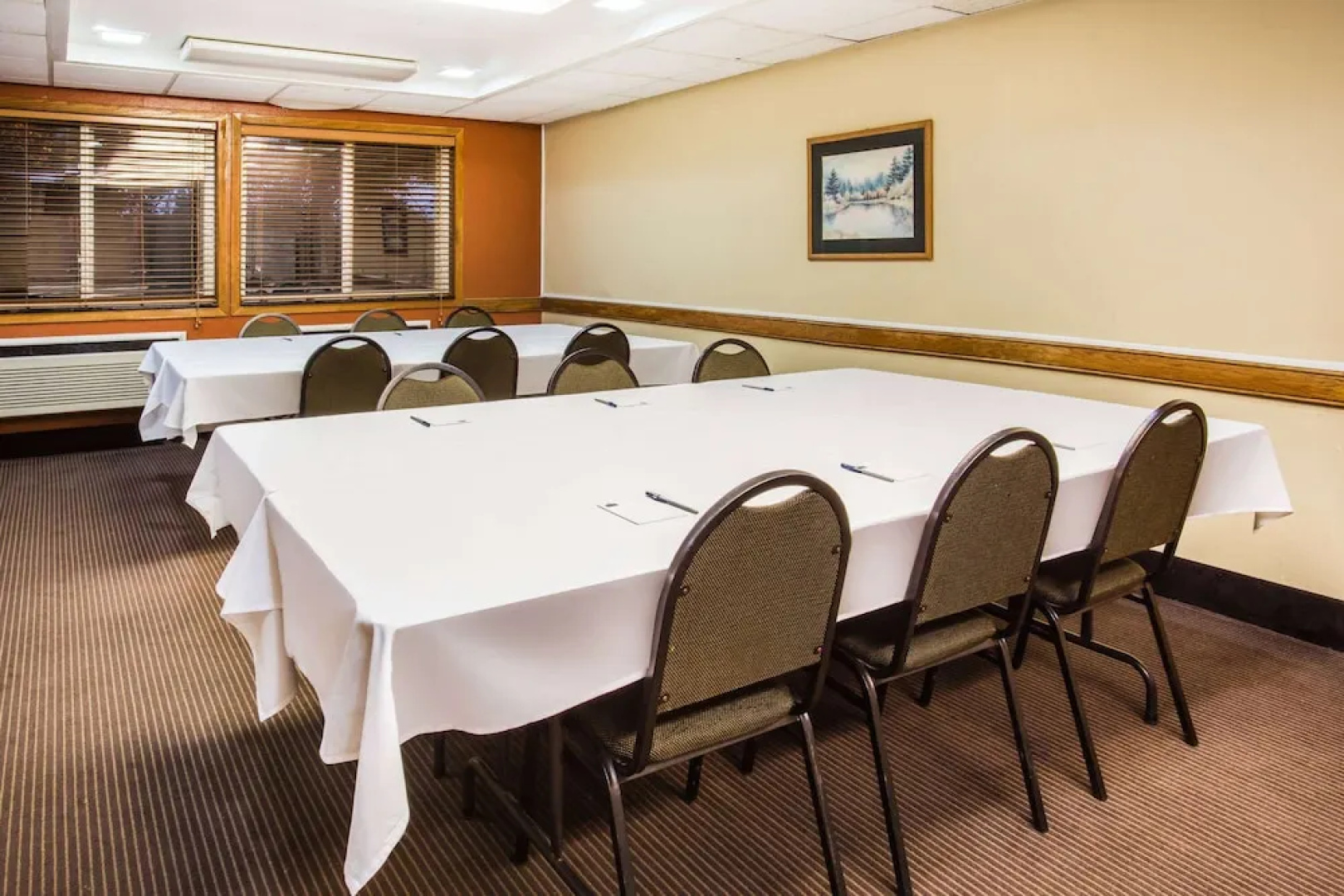Americinn - Menomonie