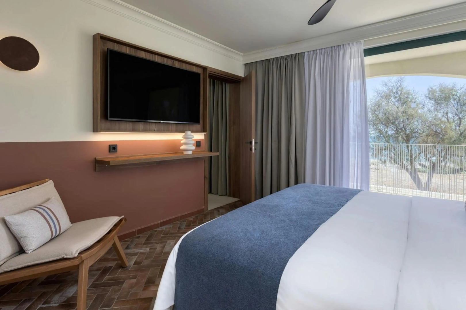 Domes Aulus Zante, Autograph Collection