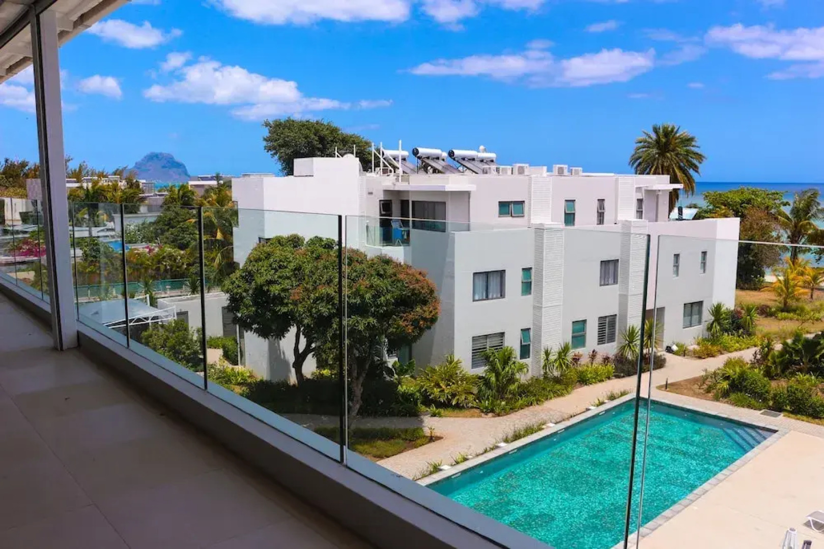 Sea Rock by Horizon Holidays