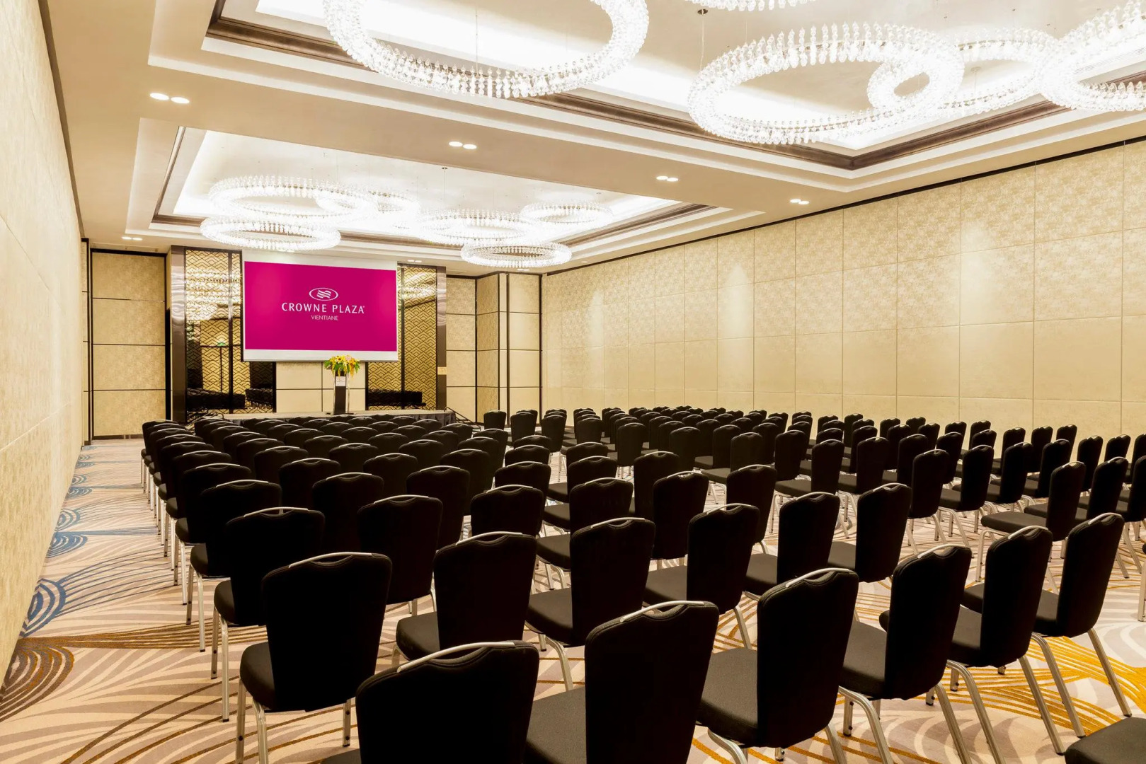 Crowne Plaza Vientiane by IHG