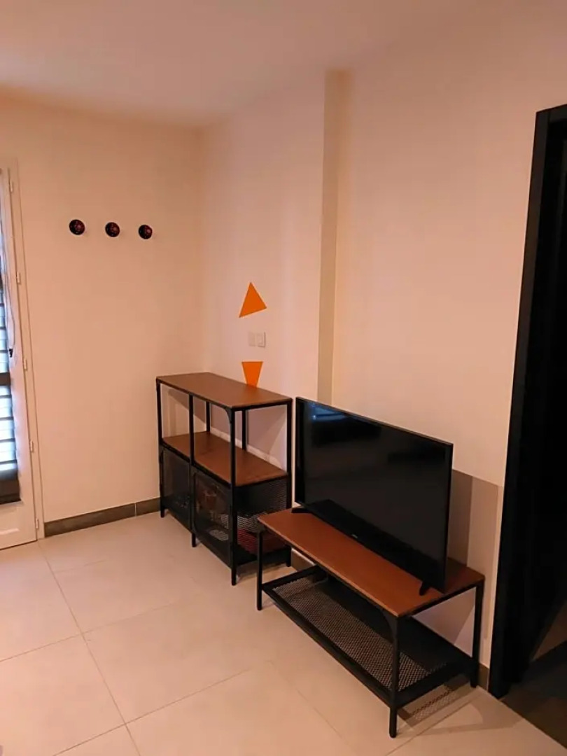 Le Mas Des Roches Jacuzzi Privatif (Adults Only)