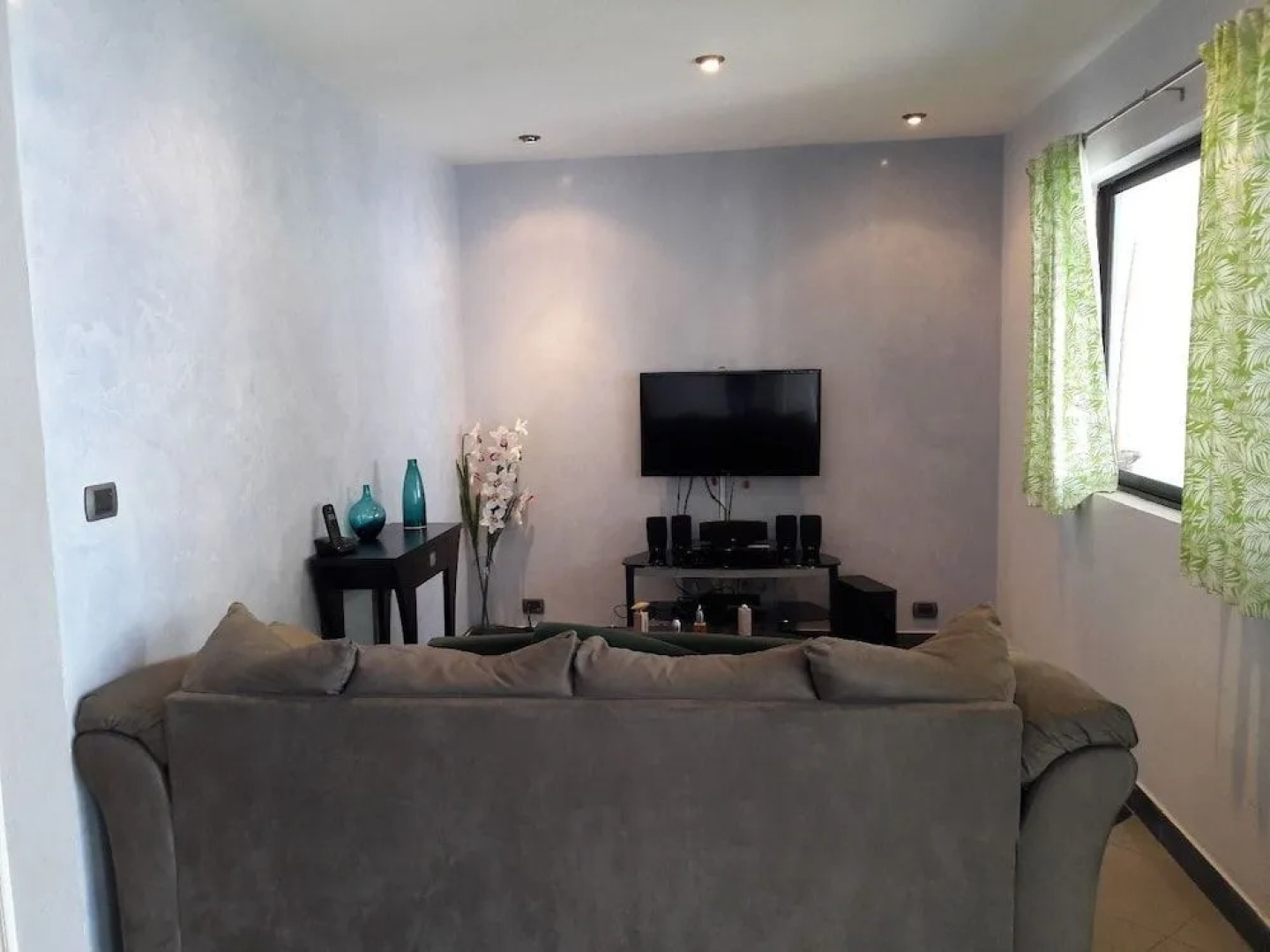 Villa Thoga Vacation Rentals & Tours