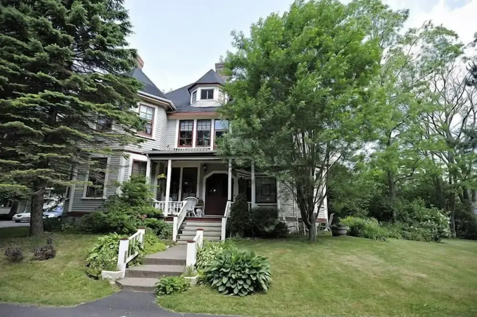 The Elmwood Heritage Inn