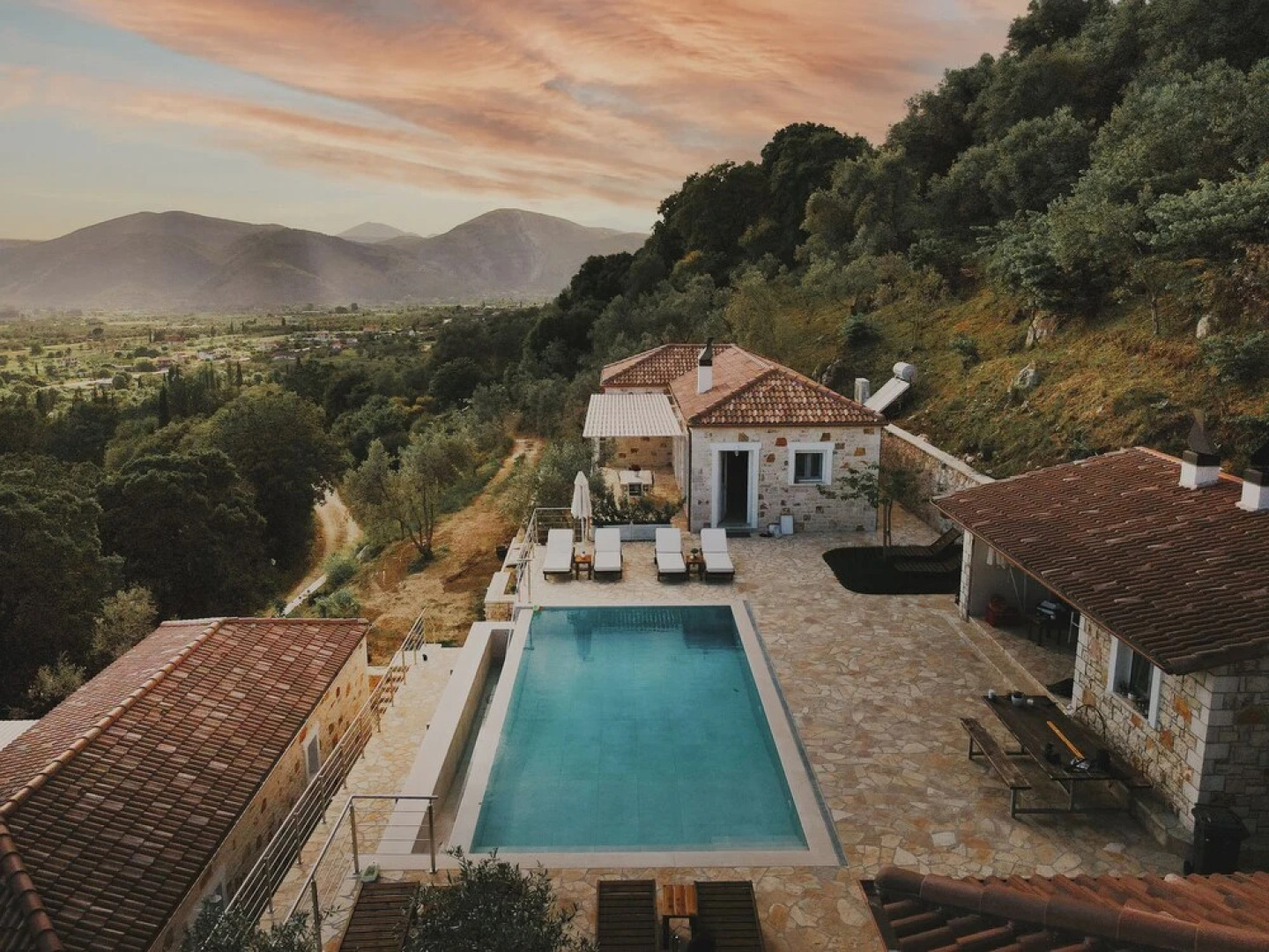 Astrali Stone Villas