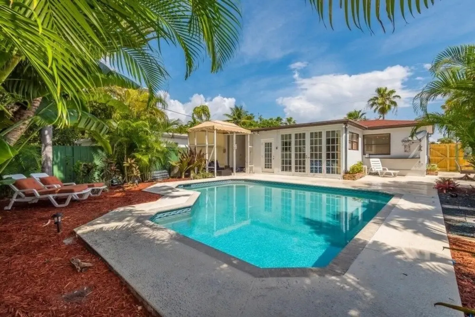 Casa Sirena By The Marina 3br Duplex With Pool 3 Bedroom Home