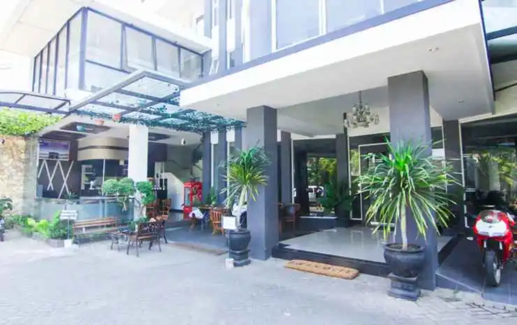 Hotel YNO Castle Kepanjen