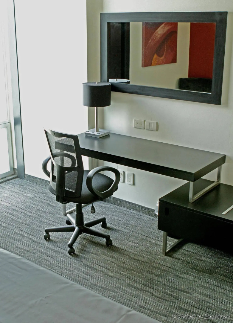Holiday Inn Express Toluca Galerias Metepec by IHG