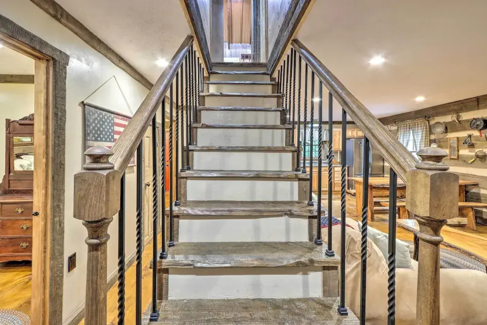 Cozy Creekside Mountain Escape w/ Hot Tub!