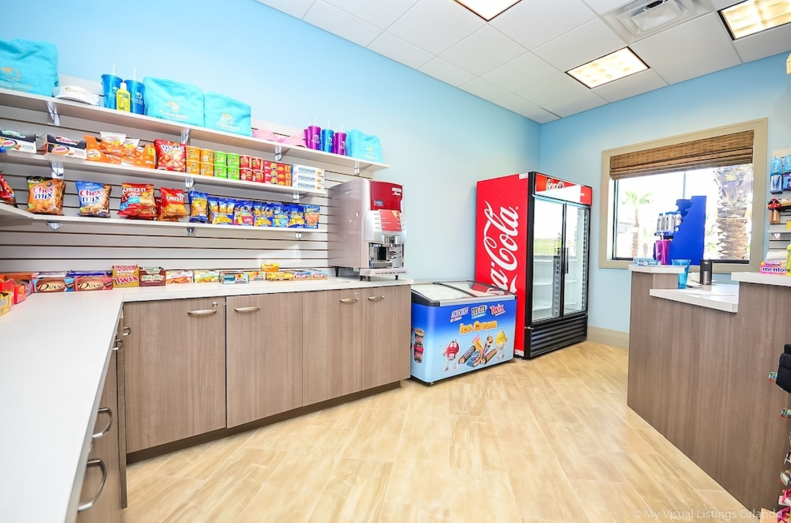 Stunning Villa w/ No Rear Neighbors! Near Disney