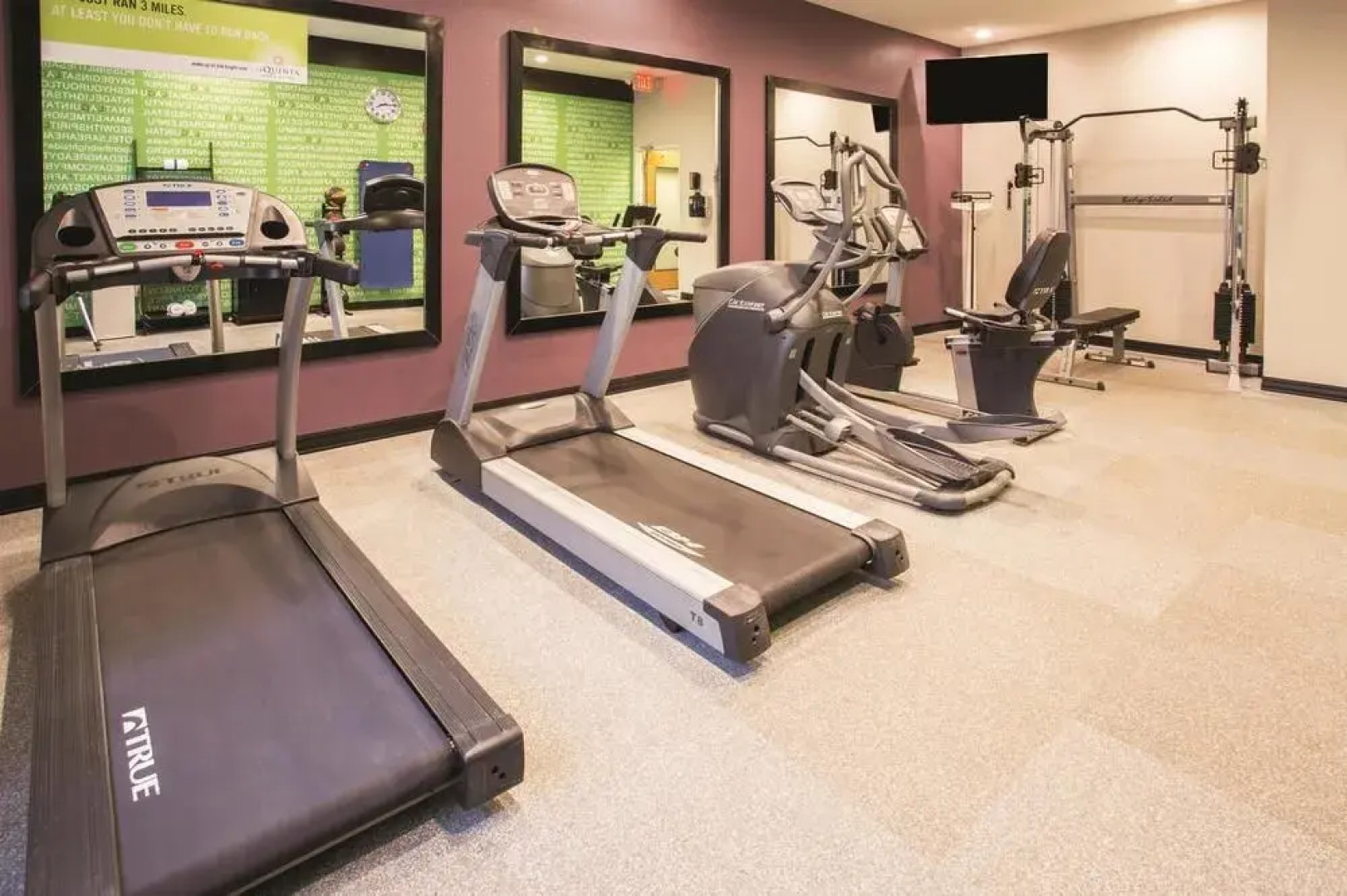 La Quinta Inn & Suites Pontoon Beach