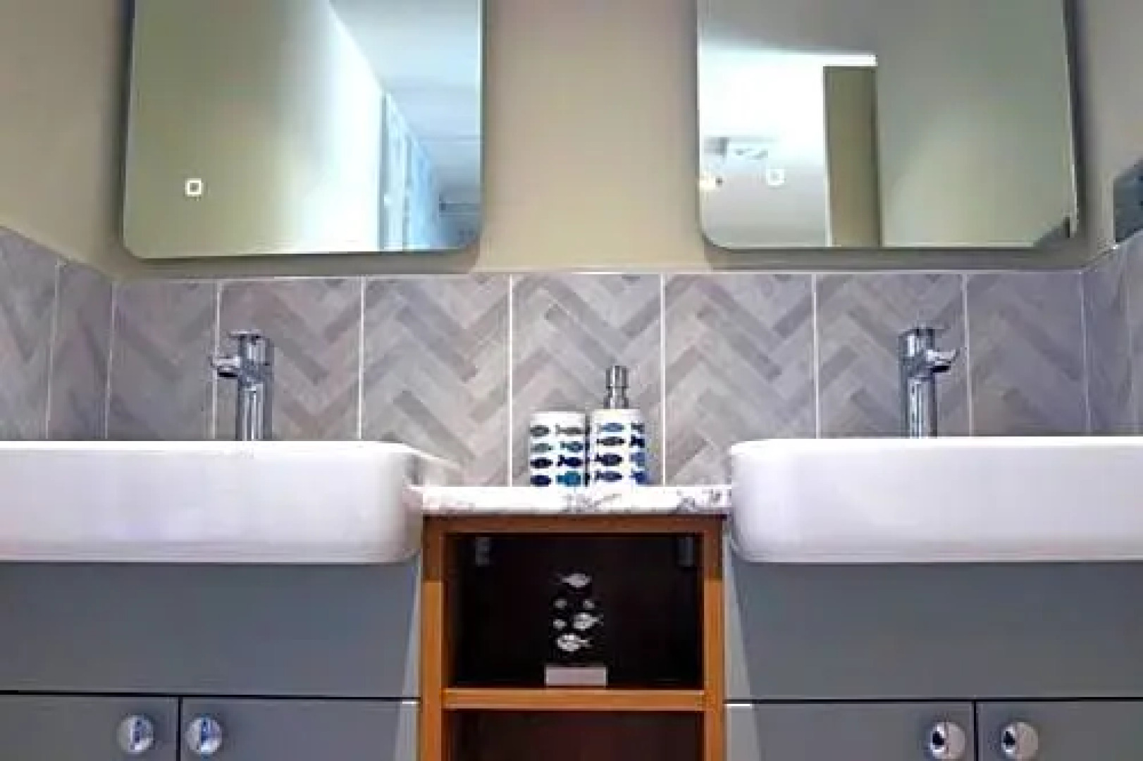 Milford Waterfront Holiday Properties