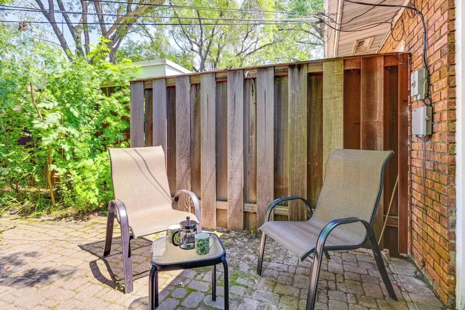 3 Mi to Michigan State: Apt w/ Patio in Lansing!