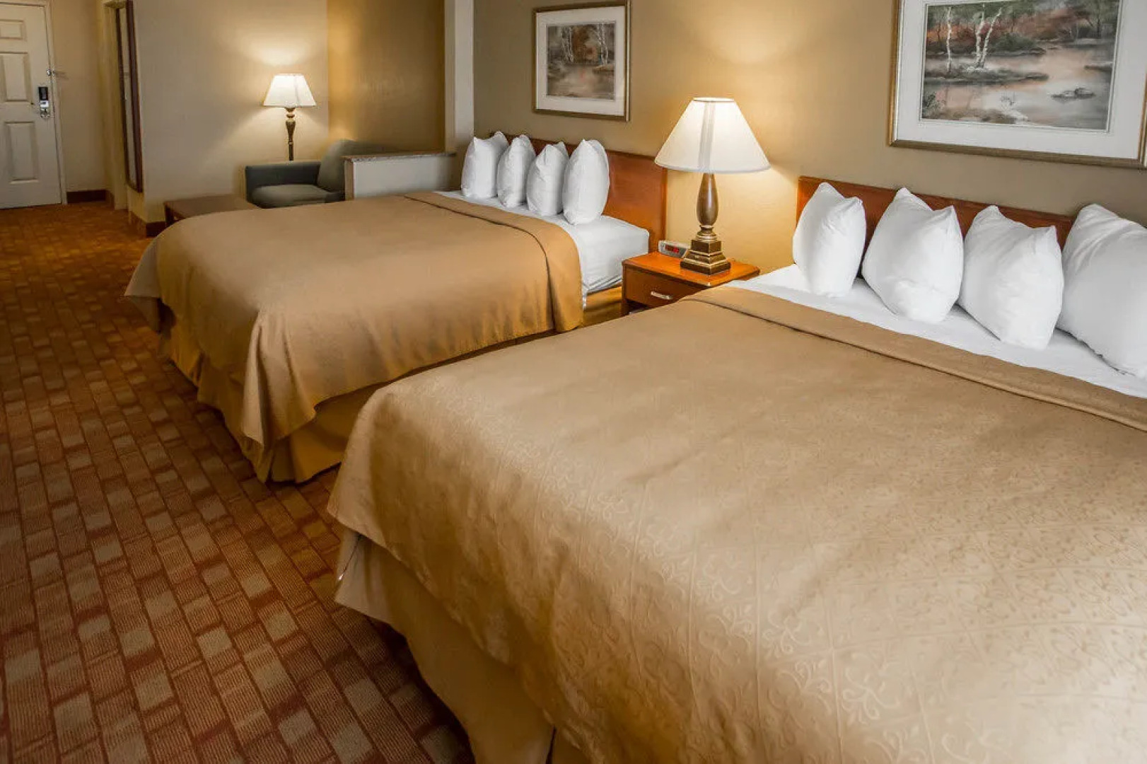 Quality Inn & Suites South