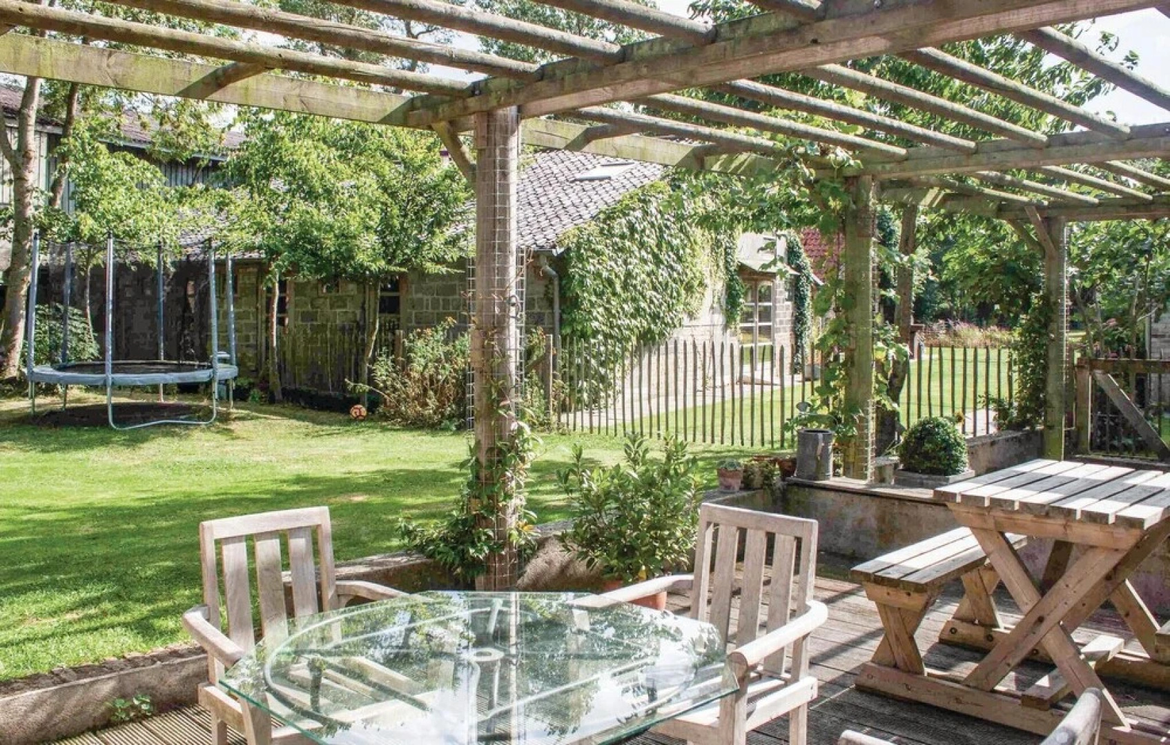 Awesome Home in Leke With 4 Bedrooms and Wifi