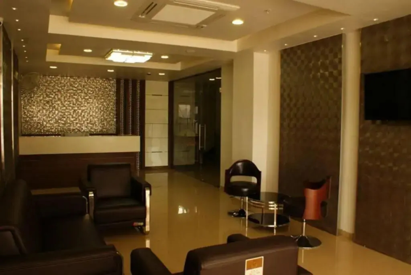 Ruby Pride Luxury Hotel