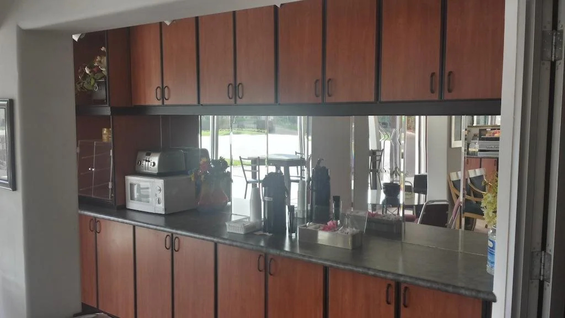 The Metropolitan Inn