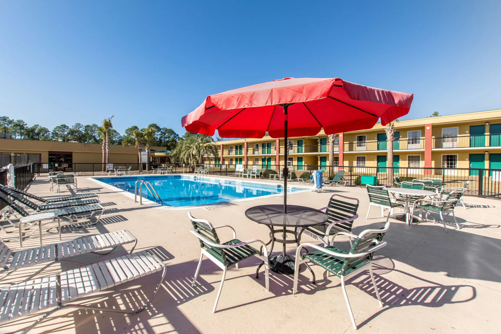 Comfort Suites At WestGate Mall