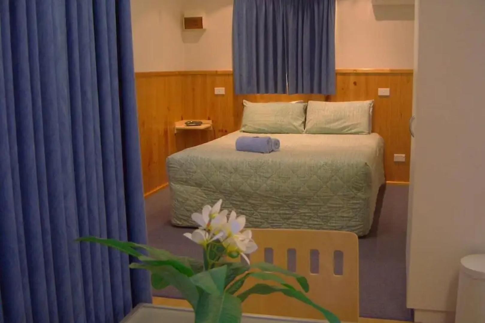 Waters Edge Holiday Park