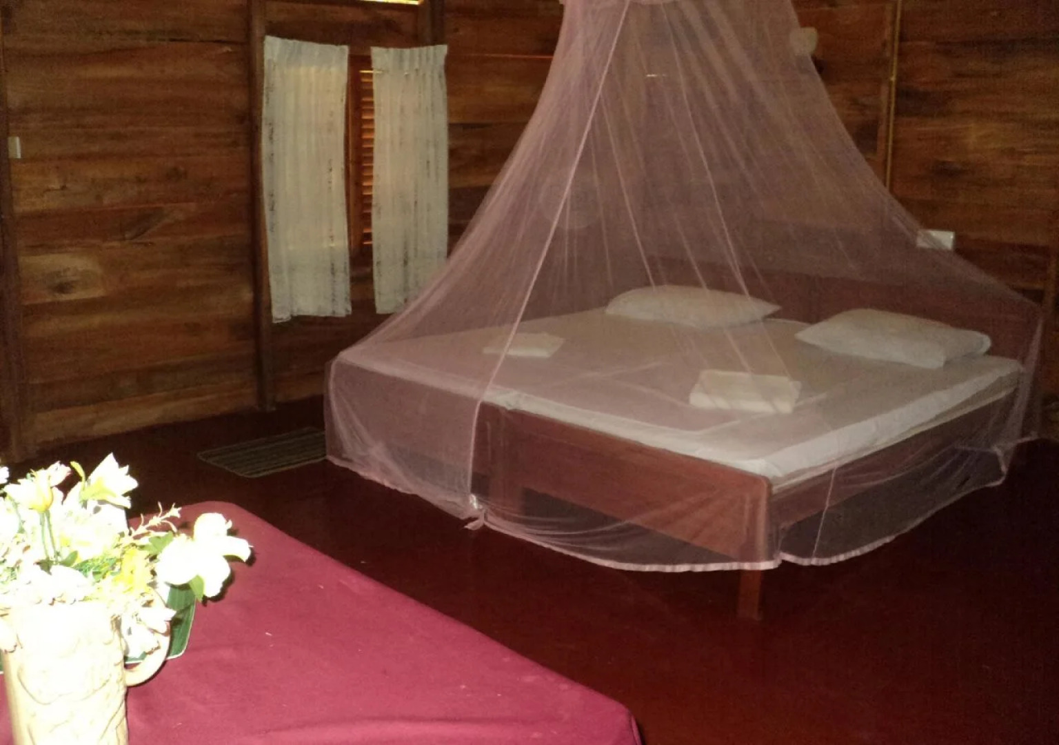 White Sand Beach Inn