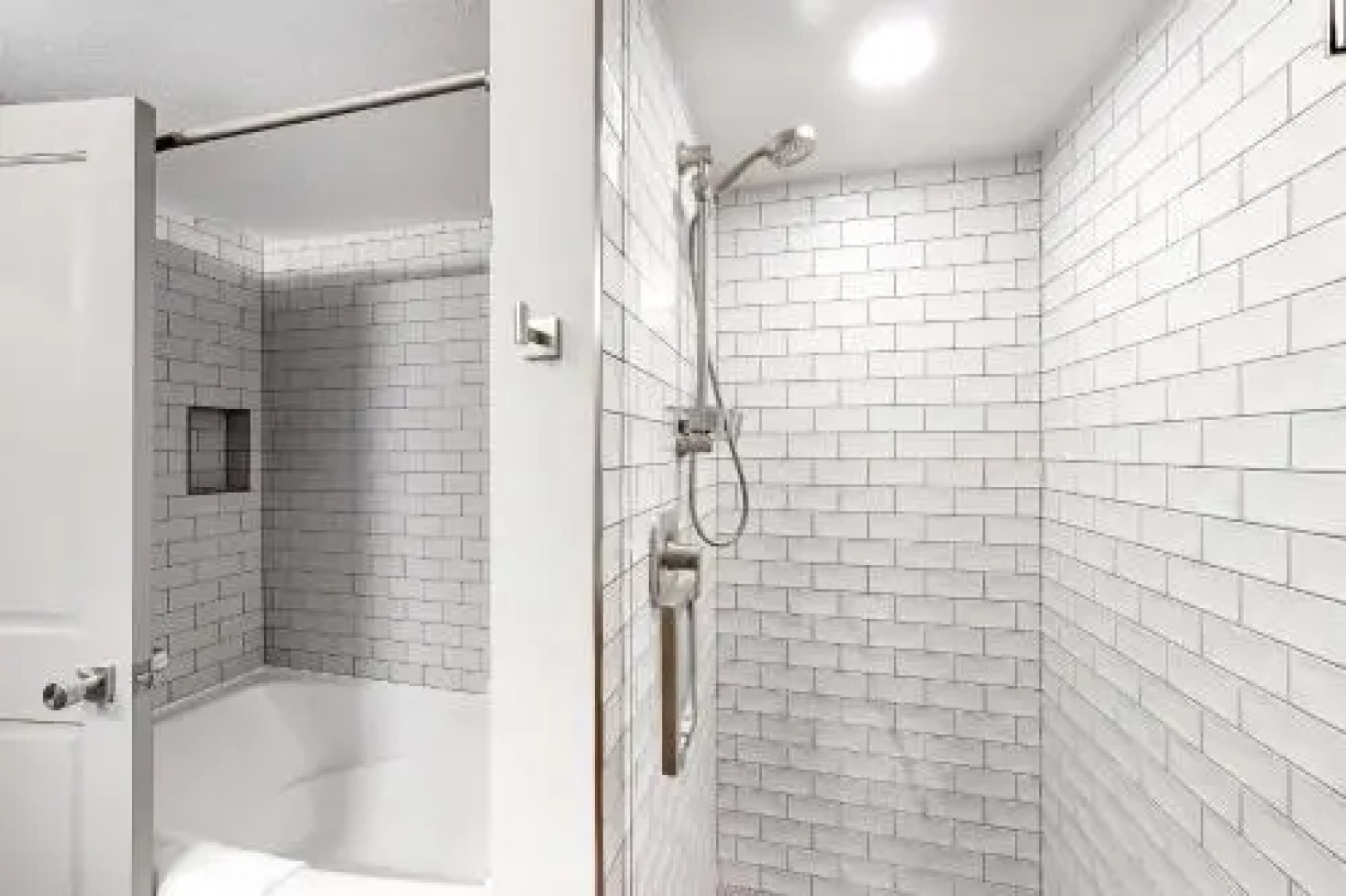 Eagle Springs East 206: White Fir Suite