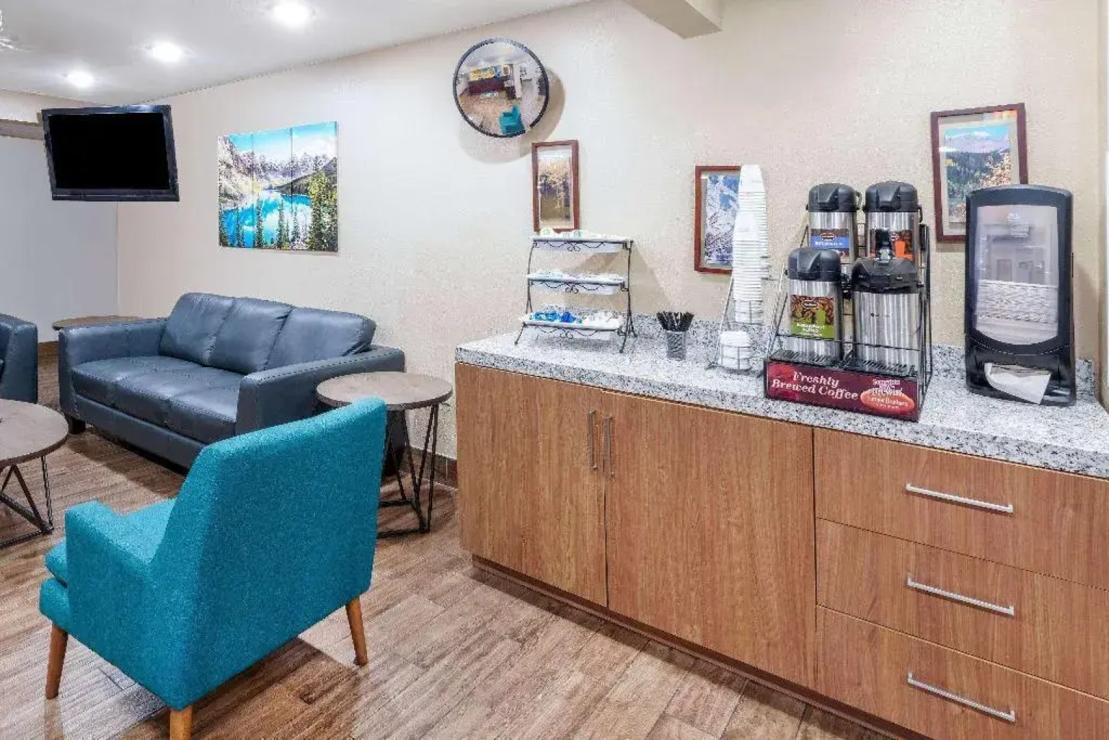 Days Inn by Wyndham Greeley