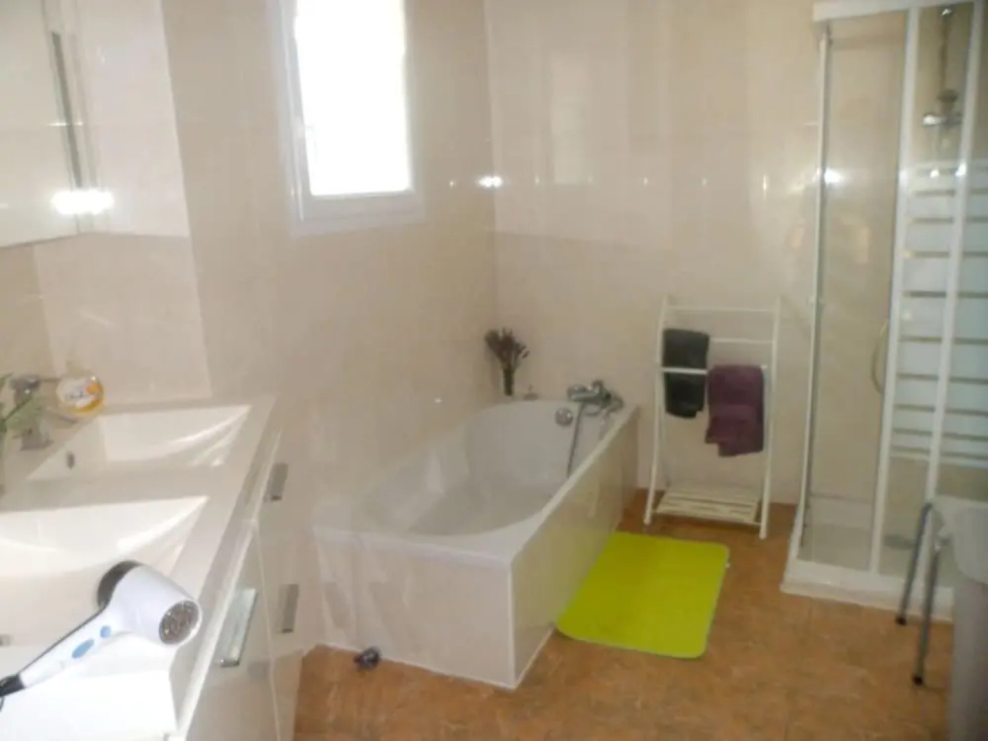 House With 5 Bedrooms in Courzieu, With Furnished Garden and Wifi