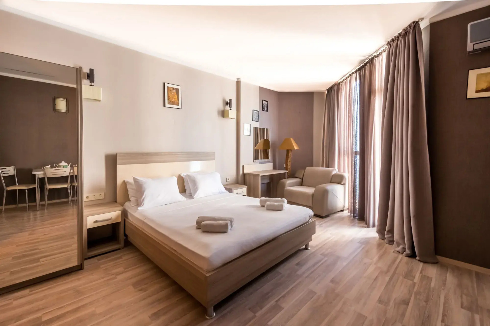 Отель Orbi Plaza Hotel Official