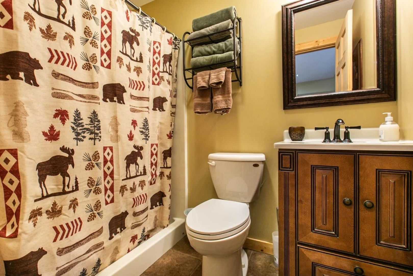 Lorelei Cabins Aster