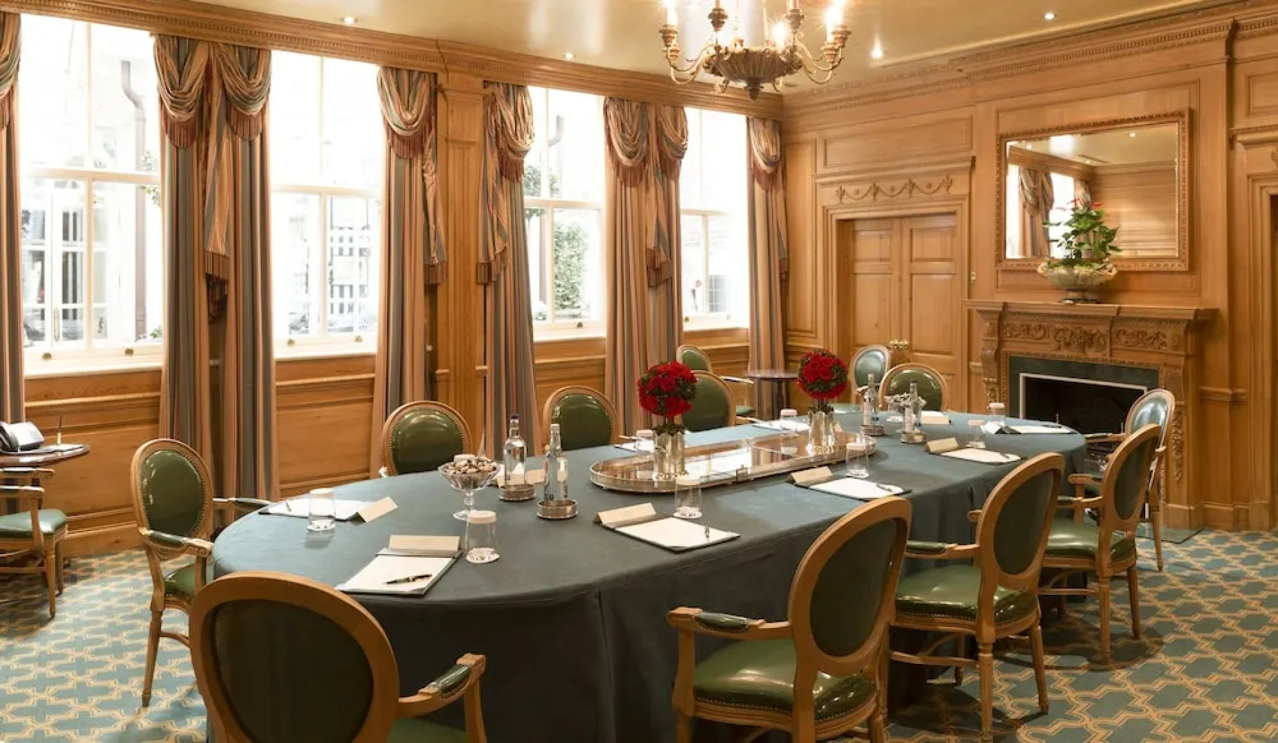 The Milestone Hotel  Apartments