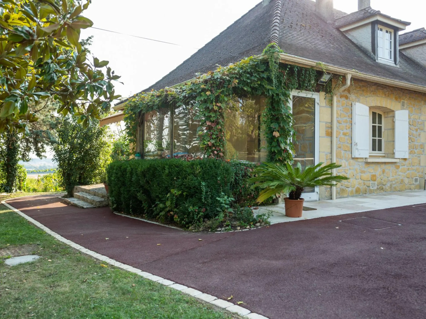 Attractive Villa in Velines with Private Garden