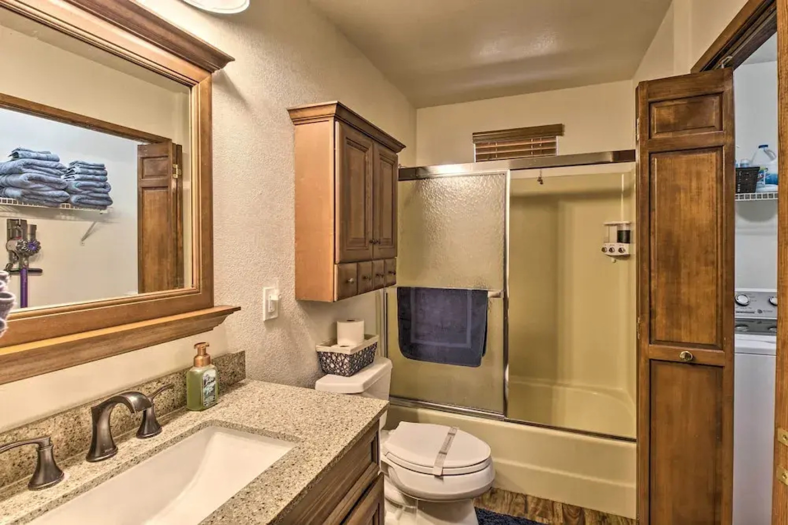 Rustic, Forest-view Retreat in Heber-overgaard!