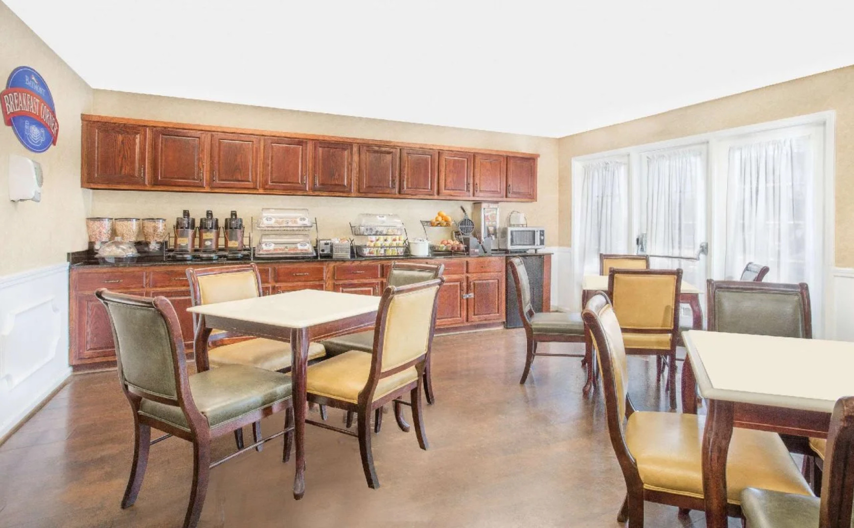 Baymont Inn & Suites - Roanoke Rapids