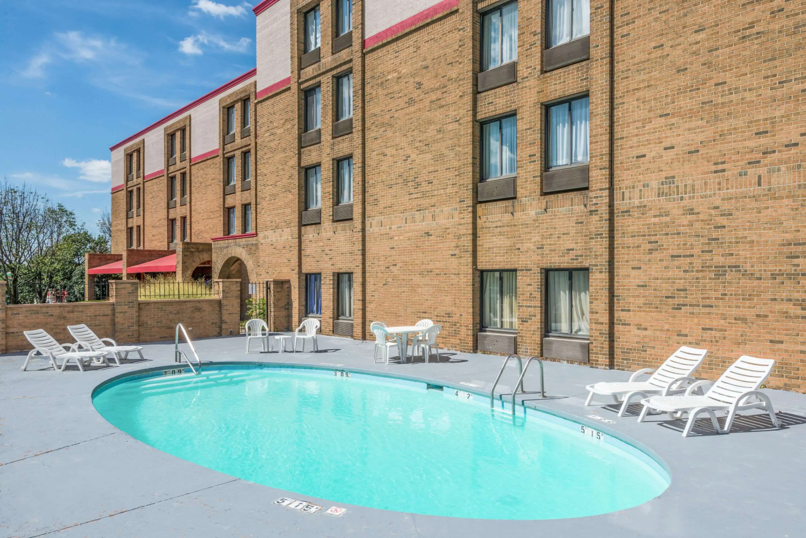 Ramada by Wyndham Xenia