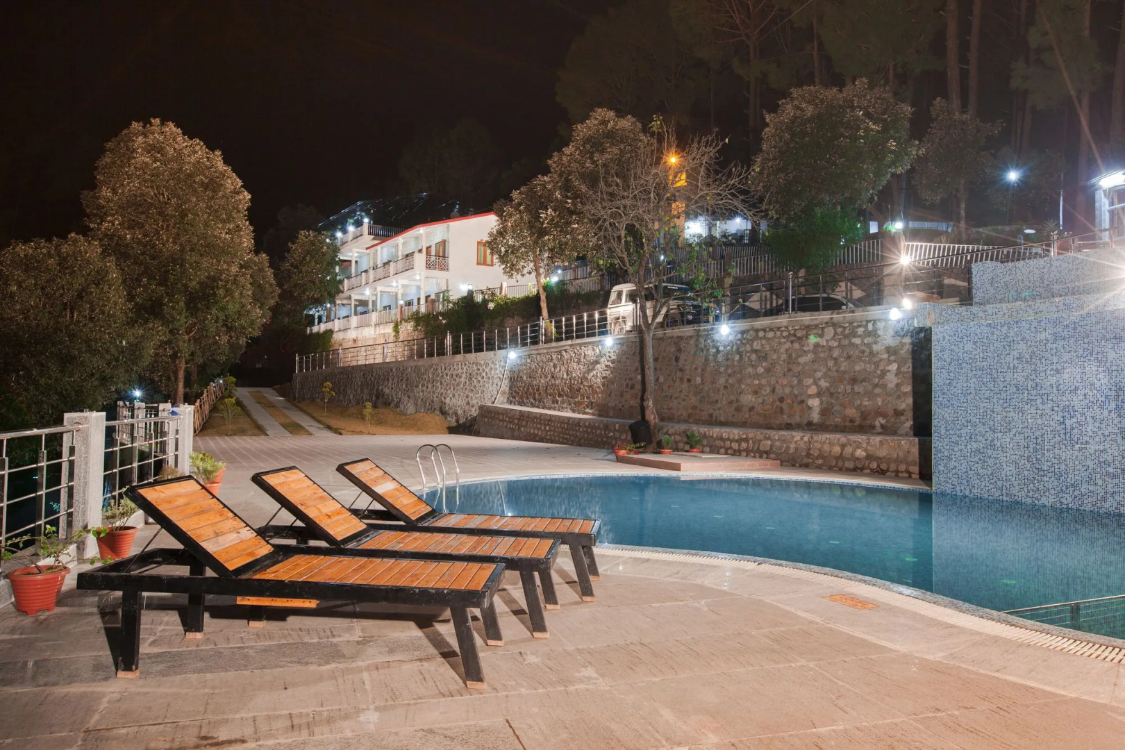 Sea Hawk Hill Resort - A Luxury Boutique Resort