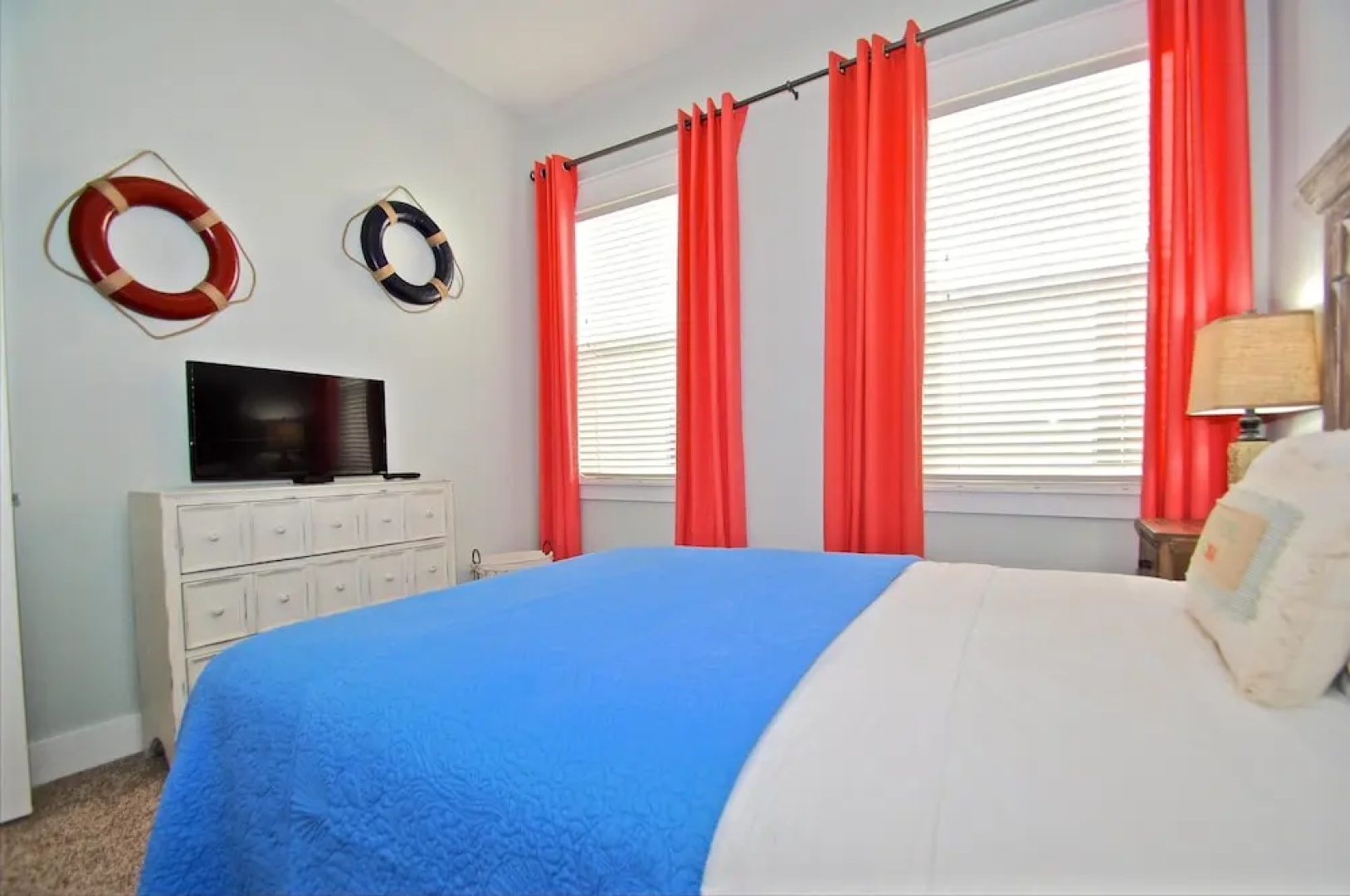 Time to Chill 3 Bedroom Condo By Coastal Dreamin