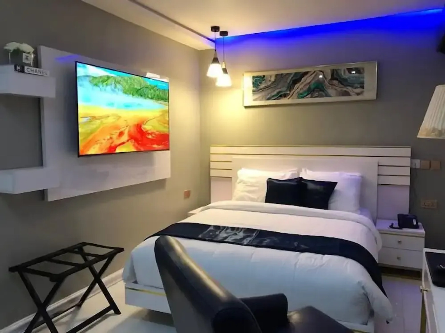 Republican City Apartment